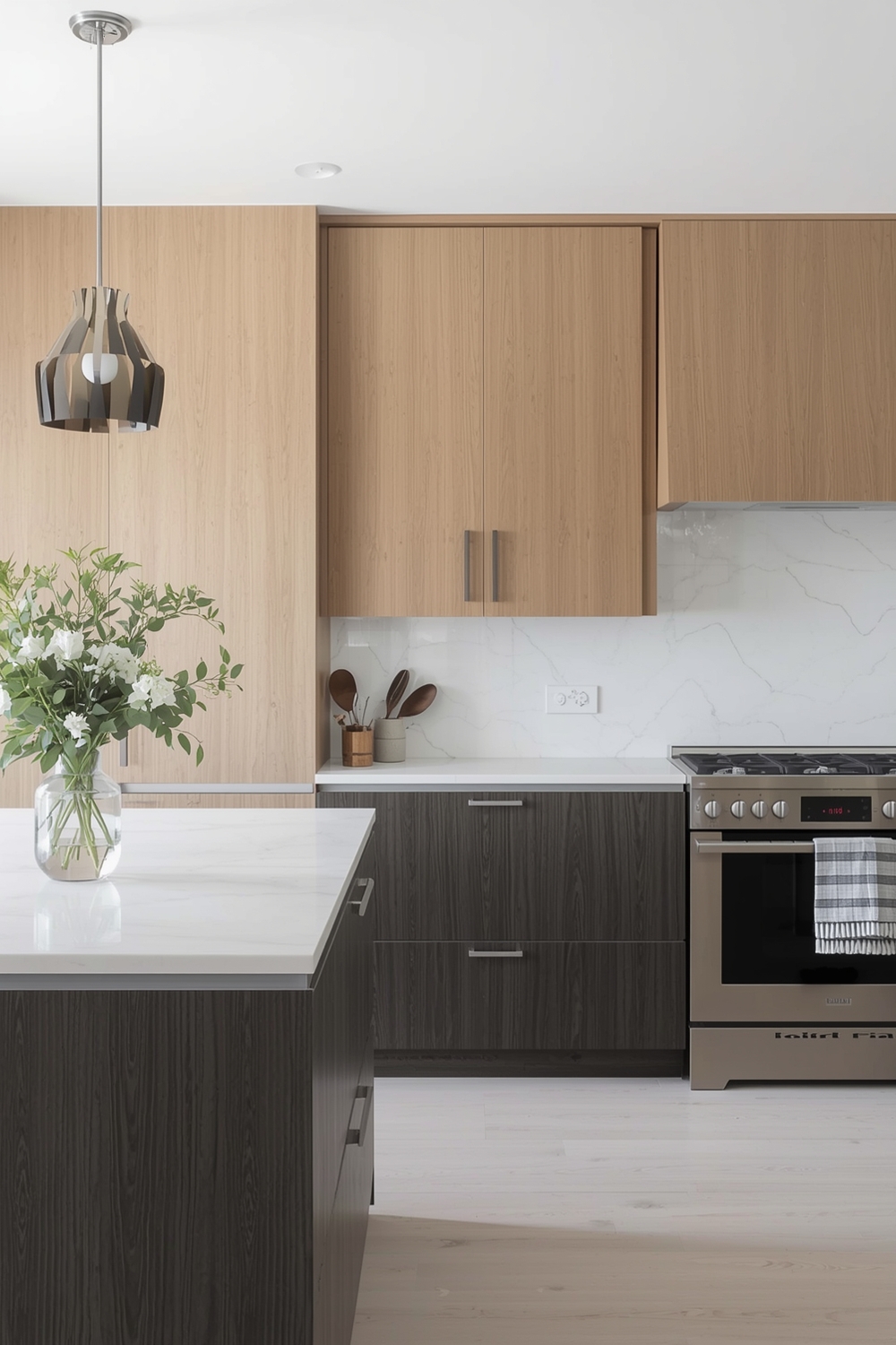 How to Keep White Oak Kitchens Fresh & Inviting