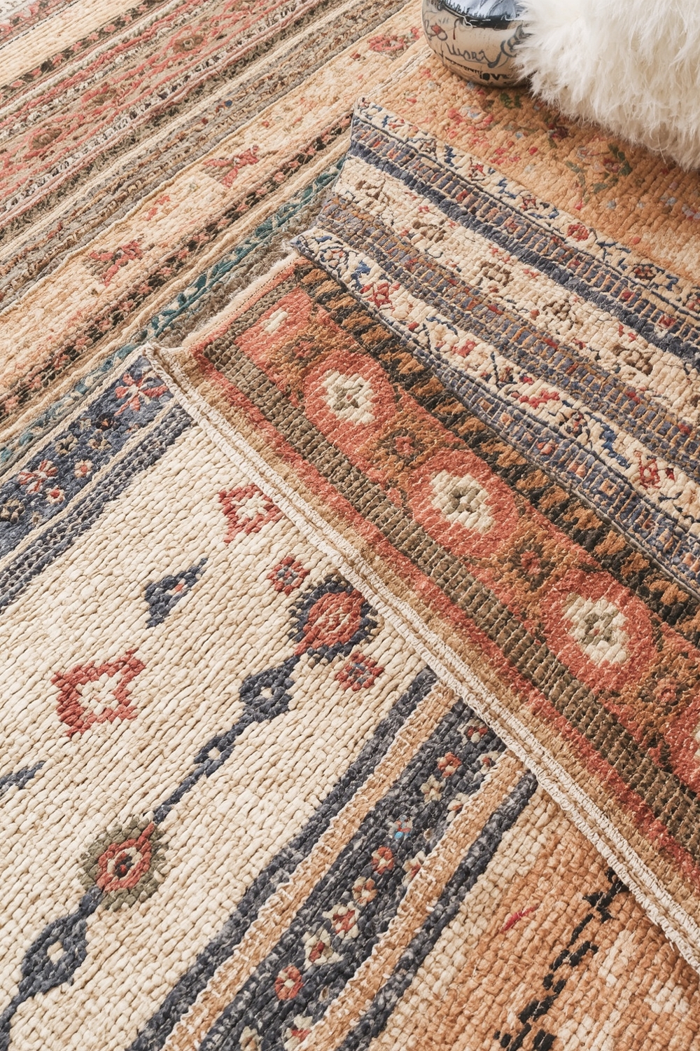 Layering Rugs & Outdoor Textiles