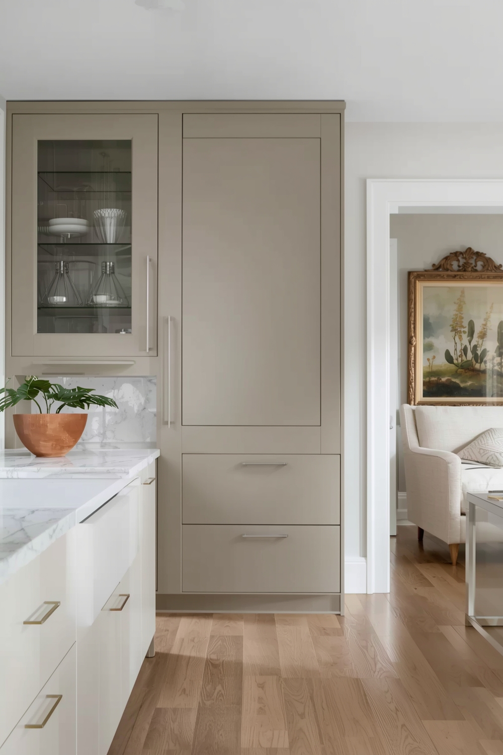 Mixing Beige Cabinets with Modern Elements