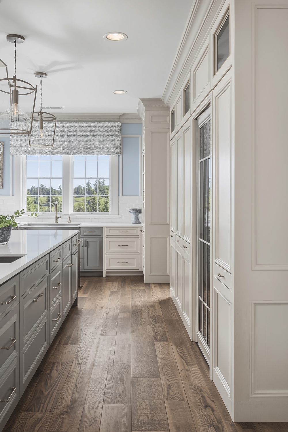Pairing Two-Tone Cabinets with Flooring
